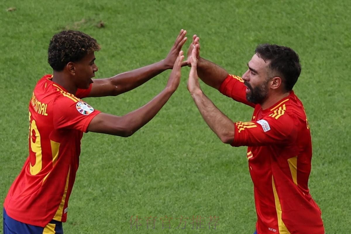 世体造势亚马尔：致命武器 4场比赛3球2助攻